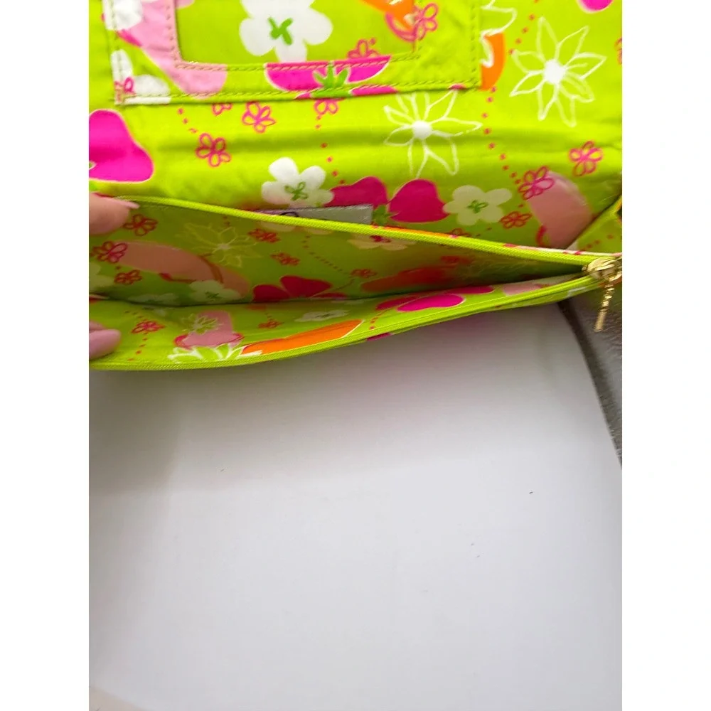 Lilly Pulitzer Wristlet Wallet Floral Flip Flop Print Lime Green Pink NWT